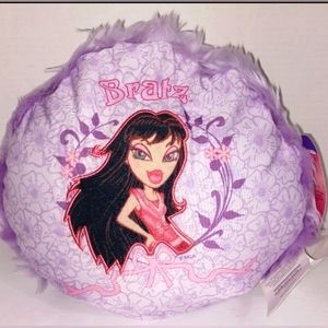 Bratz Jade MGA home decor pillow room purple round shaped new